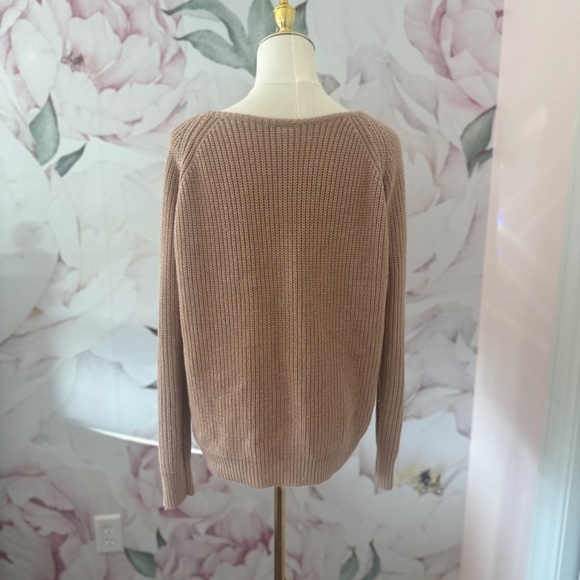Windsor Camel Women's Fall Sweater in Size Small - Picture 9 of 16
